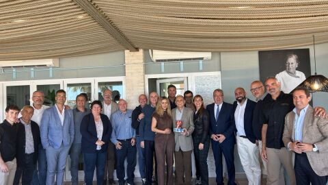 Equipos y clubs de la comarca homenajean a la familia Caball&eacute; por su compromiso deportivo a trav&eacute;s de la Cadena Servigroup
