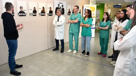 El Hospital Río Carrión muestra la fortaleza de los trasplantados hepáticos a través de la exposición fotográfica "El Valor de las Cicatrices" .
