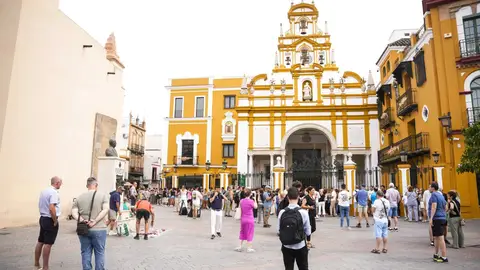 Arquillo intenta un acuerdo con la antigua junta de la Macarena para "restituir su honor" que evite un juicio Arquillo intenta un acuerdo con la antigua junta de la Macarena para "restituir su honor" que evite un juicio