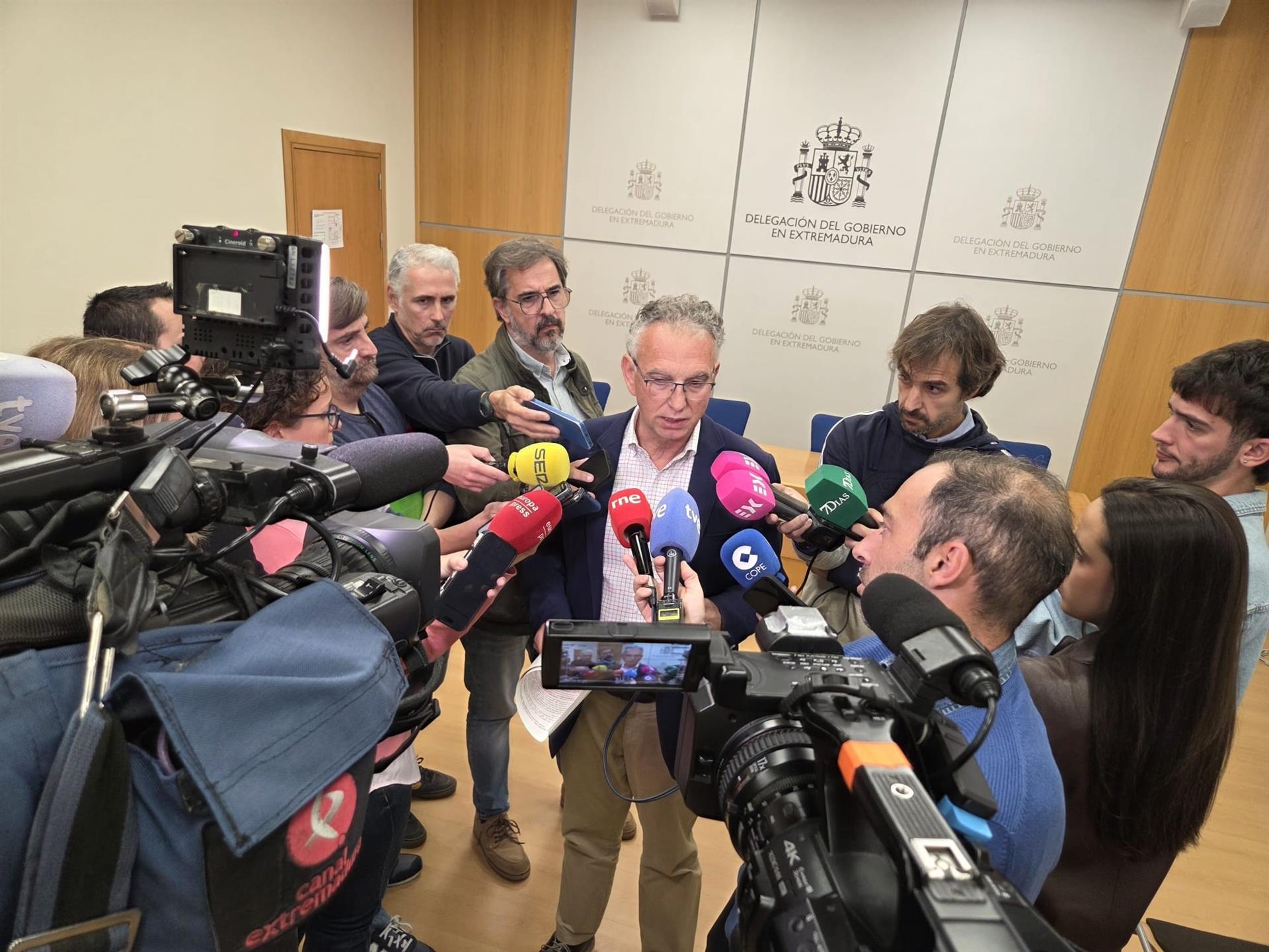 El Gobierno inicia el procedimiento para anular la concesión de la línea de autobús Mérida-Sevilla El Gobierno inicia el procedimiento para anular la concesión de la línea de autobús Mérida-Sevilla