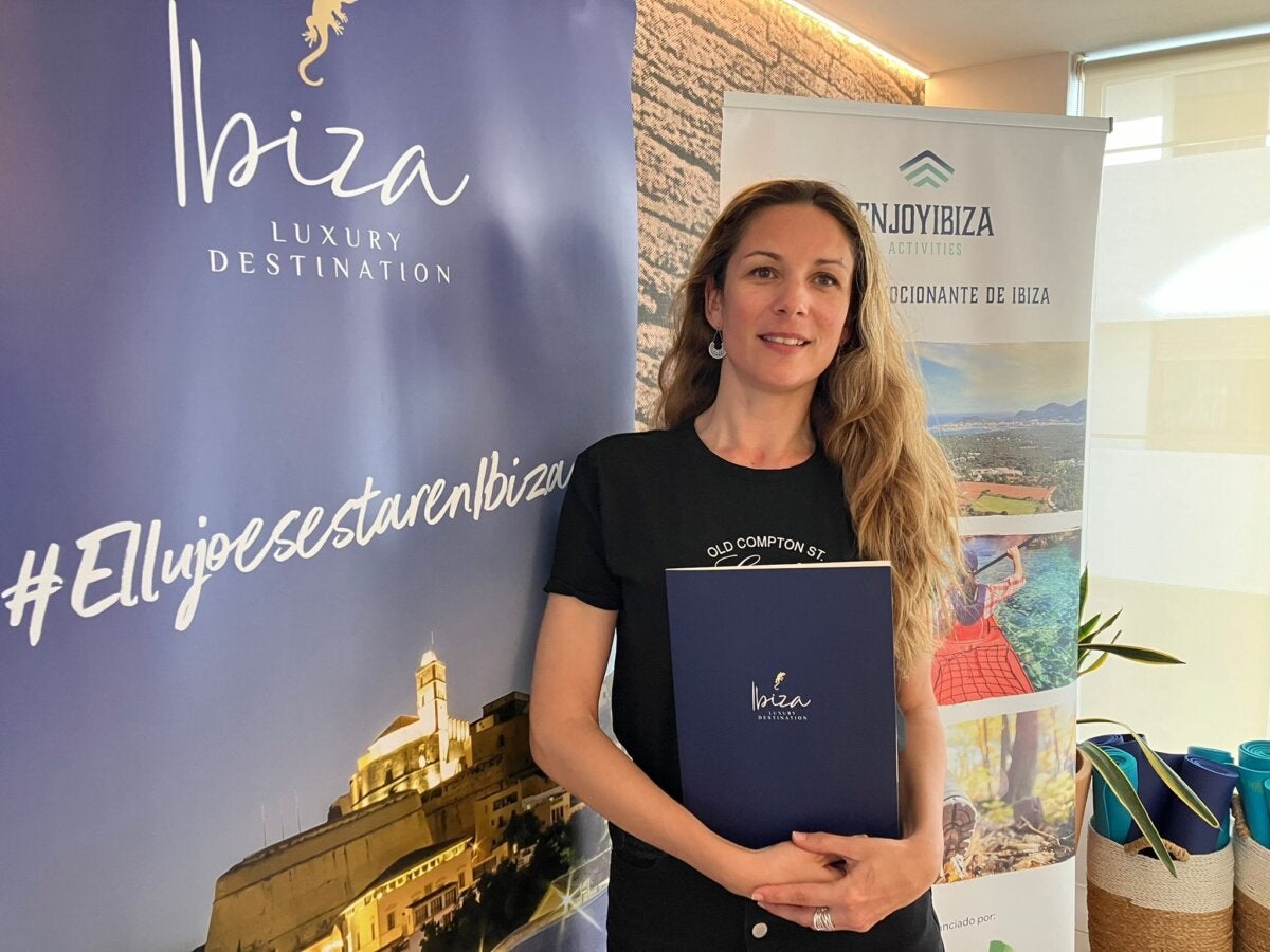 Zélia Sicot: "El turista internacional cada vez busca propuestas más amplias, con mucho interés por el turismo familiar, la náutica y la gastronomía" Zélia Sicot: "El turista internacional cada vez busca propuestas más amplias, con mucho interés por el turismo familiar, la náutica y la gastronomía"