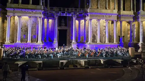 Academia Mozart participa en el VIII Encuentro Musicaeduca celebrado en el Teatro Romano de Mérida Academia Mozart participa en el VIII Encuentro Musicaeduca celebrado en el Teatro Romano de Mérida