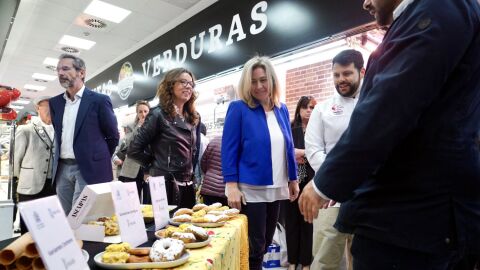 Madrid celebra San Isidro en sus mercados municipales con un homenaje a las rosquillas más castizas Madrid celebra San Isidro en sus mercados municipales con un homenaje a las rosquillas más castizas