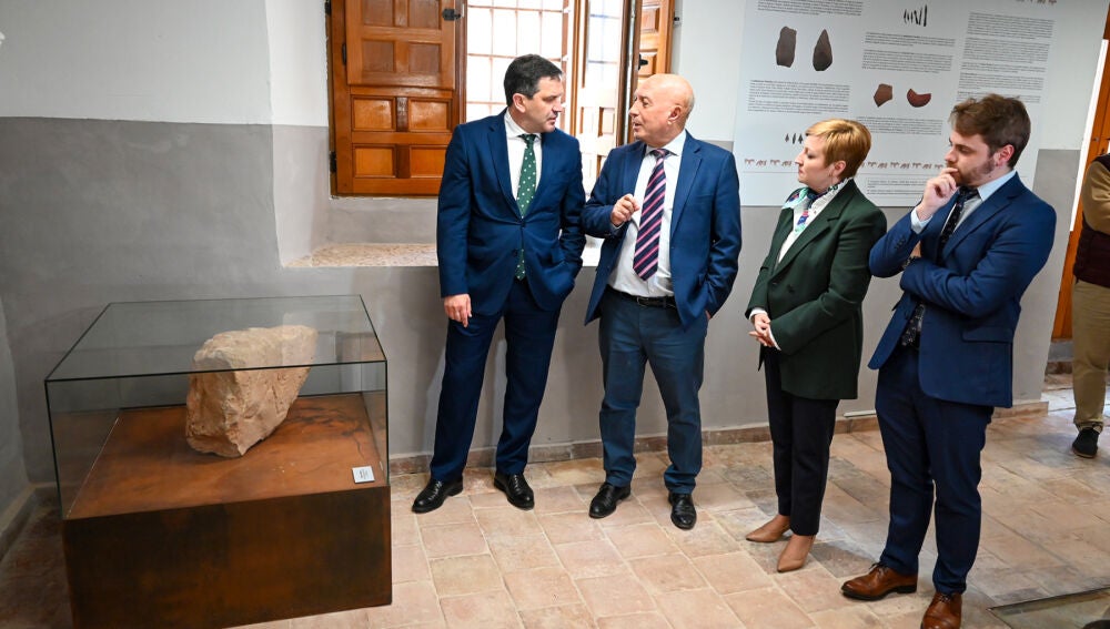 Inauguración del Centro de Visitantes del Geoparque en Aldea del Rey