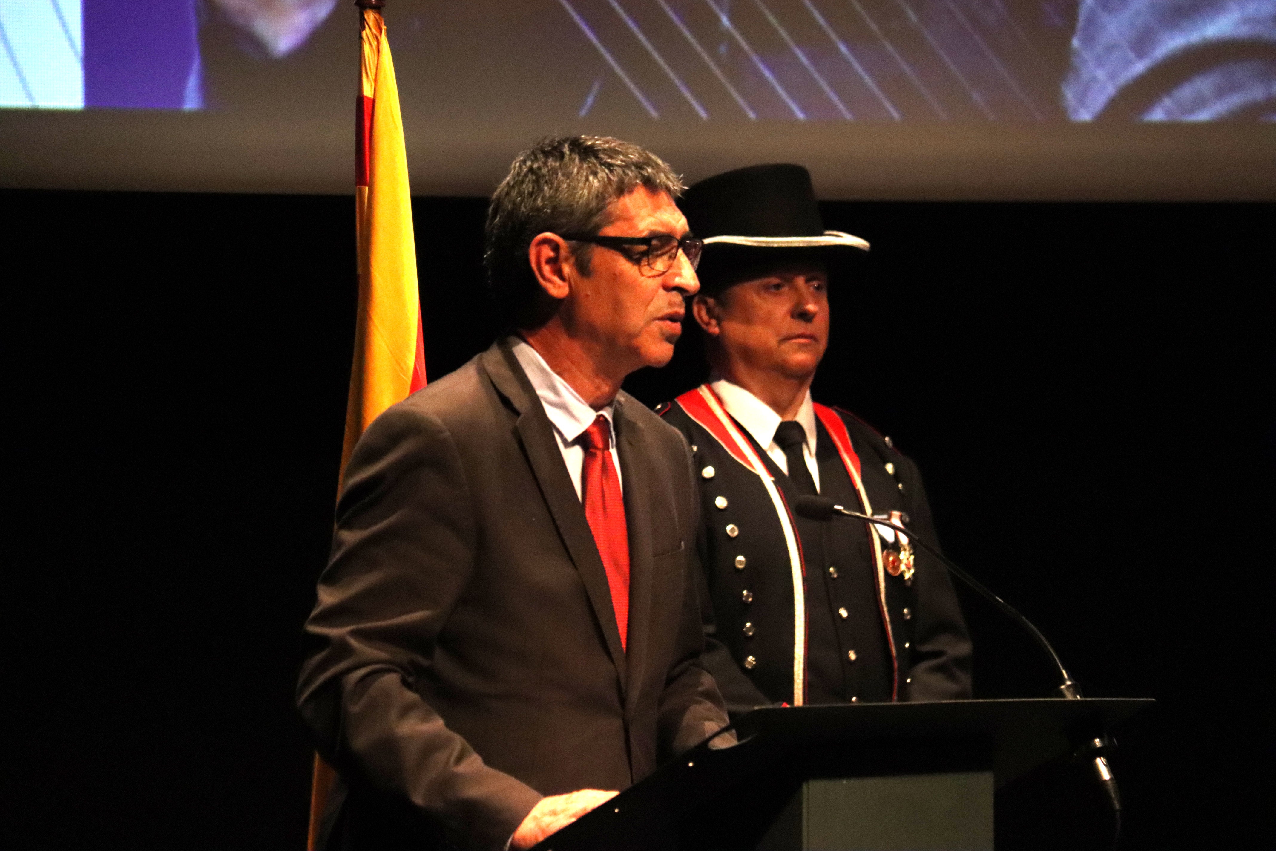 Parlon i Trapero compareixeran al Parlament per l’escàndol de les infiltracions dels Mossos en una assemblea docent Parlon i Trapero compareixeran al Parlament per l’escàndol de les infiltracions dels Mossos en una assemblea docent