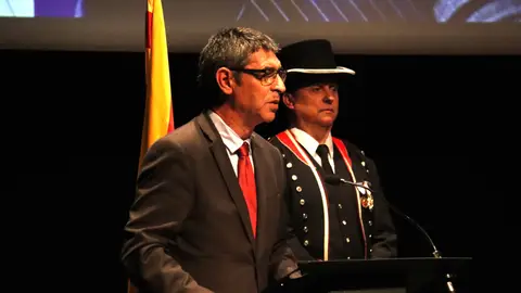 Parlon i Trapero compareixeran al Parlament per l’escàndol de les infiltracions dels Mossos en una assemblea docent Parlon i Trapero compareixeran al Parlament per l’escàndol de les infiltracions dels Mossos en una assemblea docent
