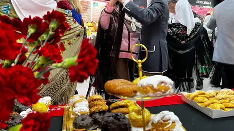 Madrid celebra San Isidro en sus mercados municipales con un homenaje a las rosquillas más castizas Madrid celebra San Isidro en sus mercados municipales con un homenaje a las rosquillas más castizas