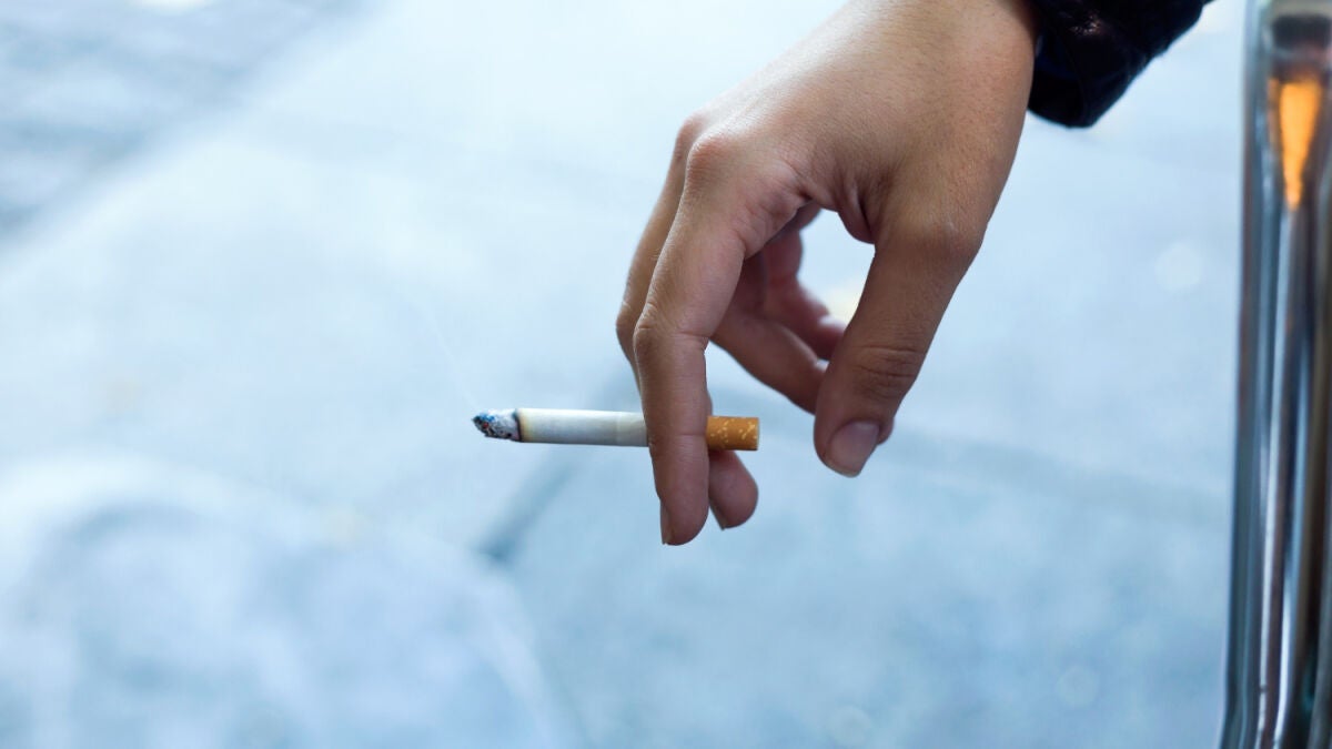 Una experta en tabaquismo alerta en Onda Cero sobre su consumo en España: 
