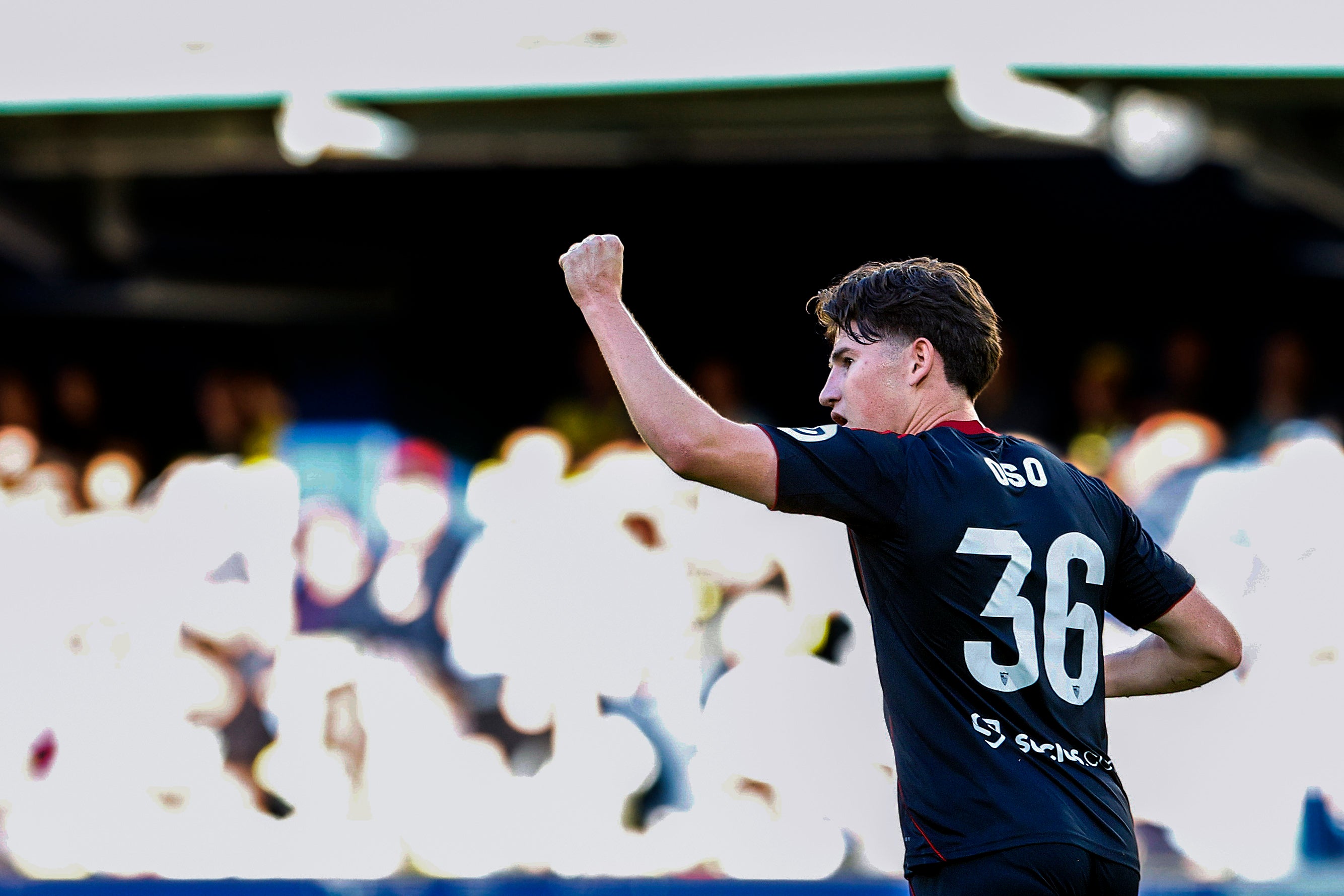 El Sevilla remonta en Villarreal y se acerca a la permanencia El Sevilla remonta en Villarreal y se acerca a la permanencia