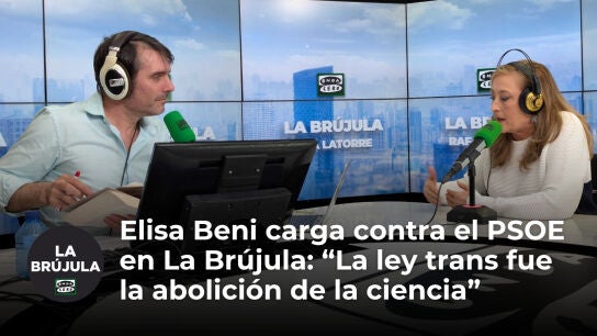 Elisa Beni en los estudios de Onda Cero durante una entrevista en La Br&uacute;jula