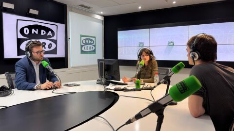 tertúlia a la brúixola tertúlia a la brúixola
