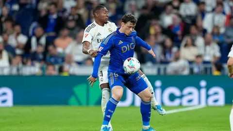 Real Madrid v Real Oviedo - LaLiga EA Sports Federico Vinas of Real Oviedo and David Alaba of Real Madrid CF in action during the Spanish League, LaLiga EA Sports, football match played between Real Madrid and Real Oviedo at Bernabeu stadium on May 14, 2026, in Madrid, Spain. AFP7 14/05/2026 ONLY FOR USE IN SPAIN
