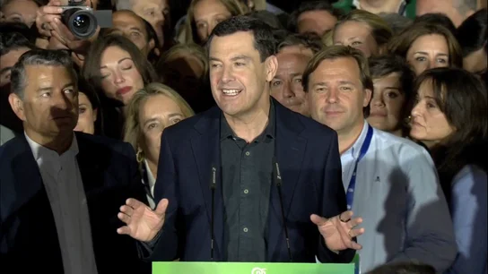 Juanma Moreno: "No hemos sacado matrícula de honor, pero hemos sacado un sobresaliente" Juanma Moreno: "No hemos sacado matrícula de honor, pero hemos sacado un sobresaliente"