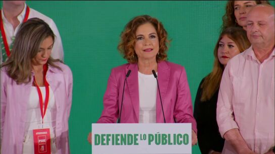 Mar&iacute;a Jes&uacute;s Montero reconoce la victoria del PP y promete aprender "para volver a la Junta de Andaluc&iacute;a"