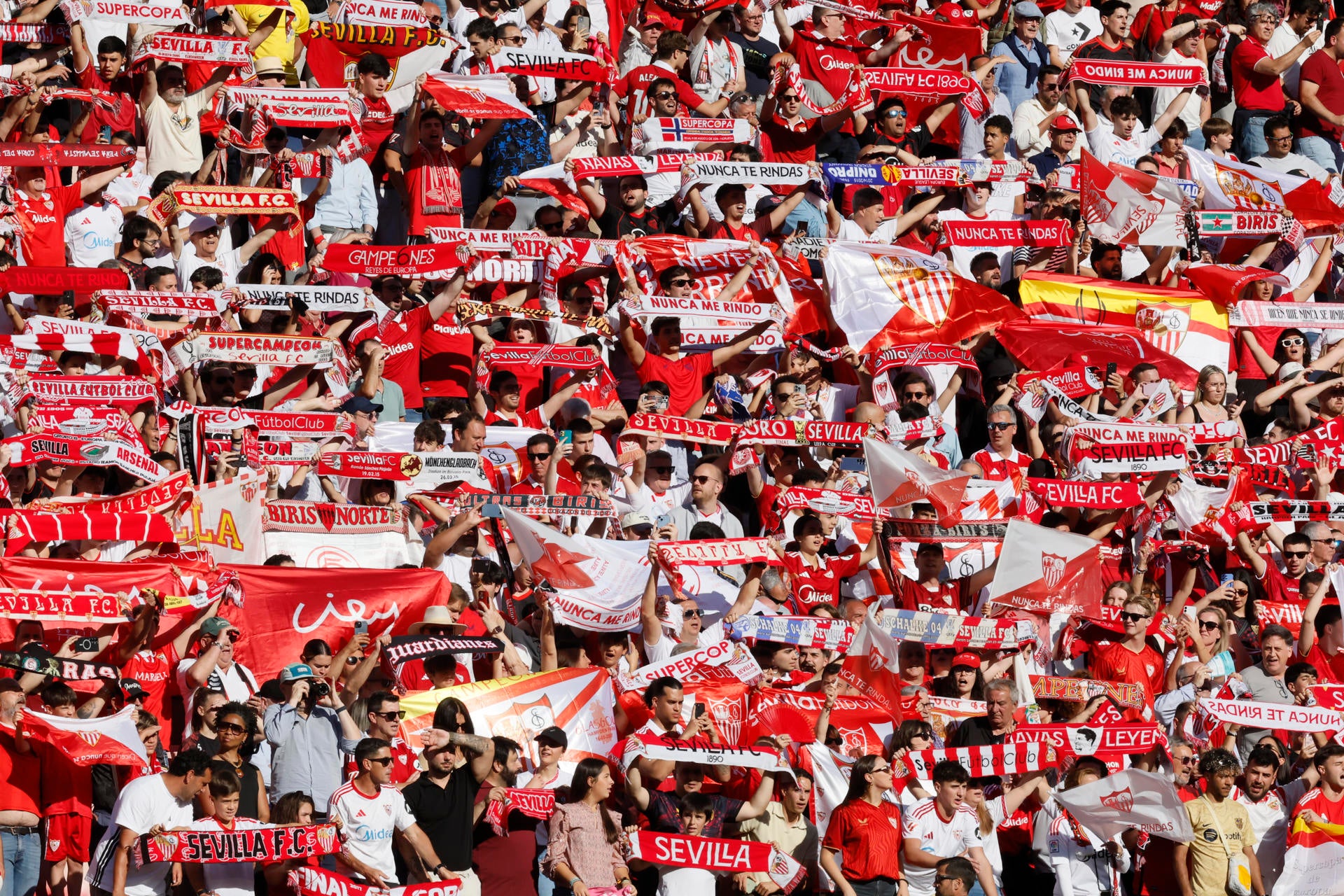 El Sevilla seguirá en primera pesar de perder con el Real Madrid El Sevilla seguirá en primera pesar de perder con el Real Madrid