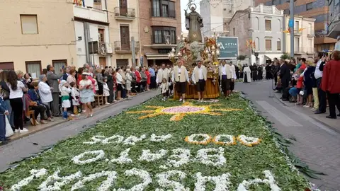 La procesión de Sant Pasqual se traslada finalmente al domingo 24 tras su suspensión por la lluvia. La procesión de Sant Pasqual se traslada finalmente al domingo 24 tras su suspensión por la lluvia.
