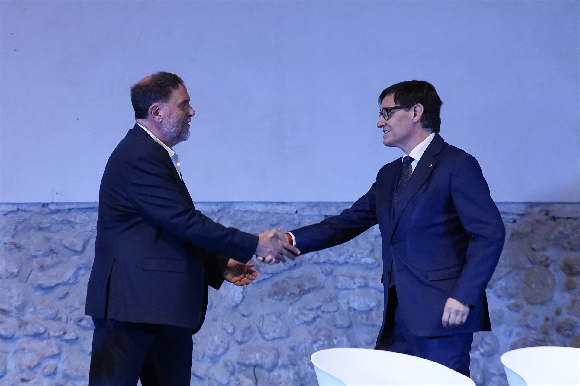 Gobierno y Generalitat sellan el preacuerdo para los Presupuestos catalanes tras las elecciones de Andalucía Gobierno y Generalitat sellan el preacuerdo para los Presupuestos catalanes tras las elecciones de Andalucía