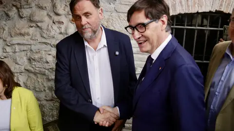 Illa i Junqueras fan una primera escenificació de l’acord de pressupostos durant la presentació de la Línia Orbital Ferroviària Illa i Junqueras fan una primera escenificació de l’acord de pressupostos durant la presentació de la Línia Orbital Ferroviària