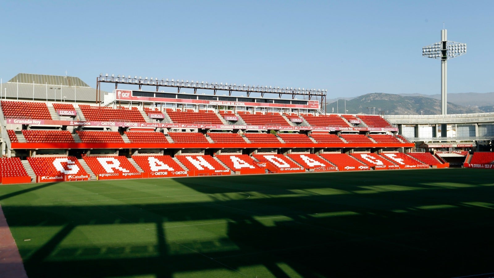 La UD Almería podría arrancar la próxima liga en 'Los Cármenes' de Granada La UD Almería podría arrancar la próxima liga en 'Los Cármenes' de Granada