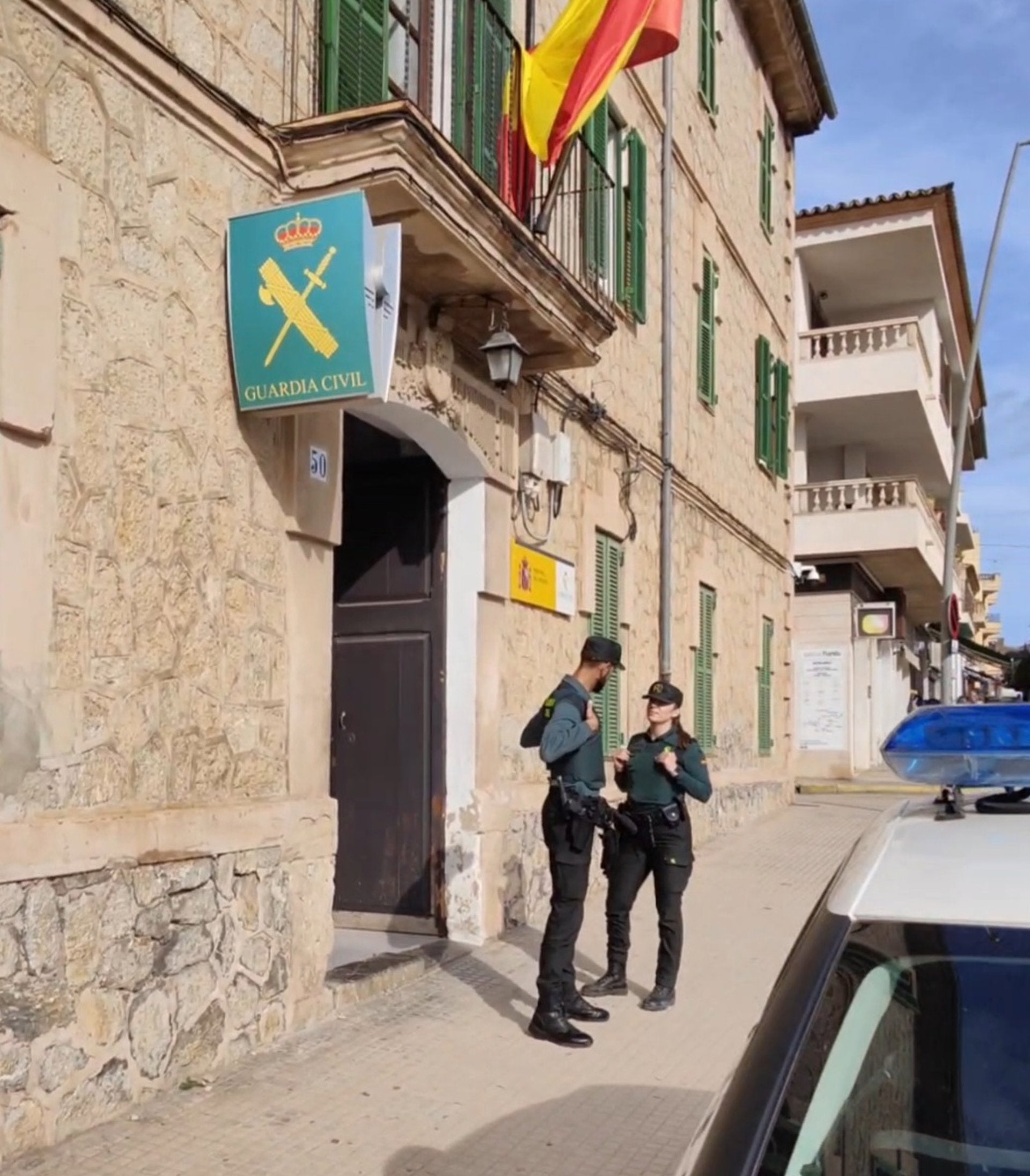 La Guardia Civil detiene al sospechoso de una oleada de hurtos y daños en Artà, gracias a las redes sociales La Guardia Civil detiene al sospechoso de una oleada de hurtos y daños en Artà, gracias a las redes sociales