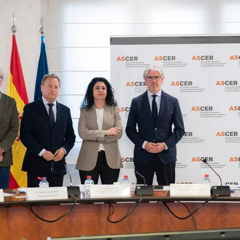Los sindicatos se suman a la declaración conjunta Comunitat Valenciana–Emilia-Romagna en defensa de la industria cerámica