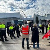 Concentración de protesta en Brahm Manzanares