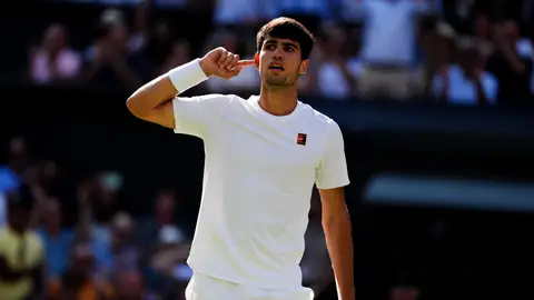Carlos Alcaraz durante la final de Wimbledon 2025 Carlos Alcaraz durante la final de Wimbledon 2025