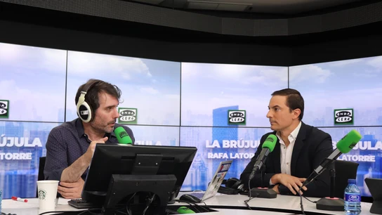 Juan Lobato durante la entrevista Juan Lobato durante la entrevista