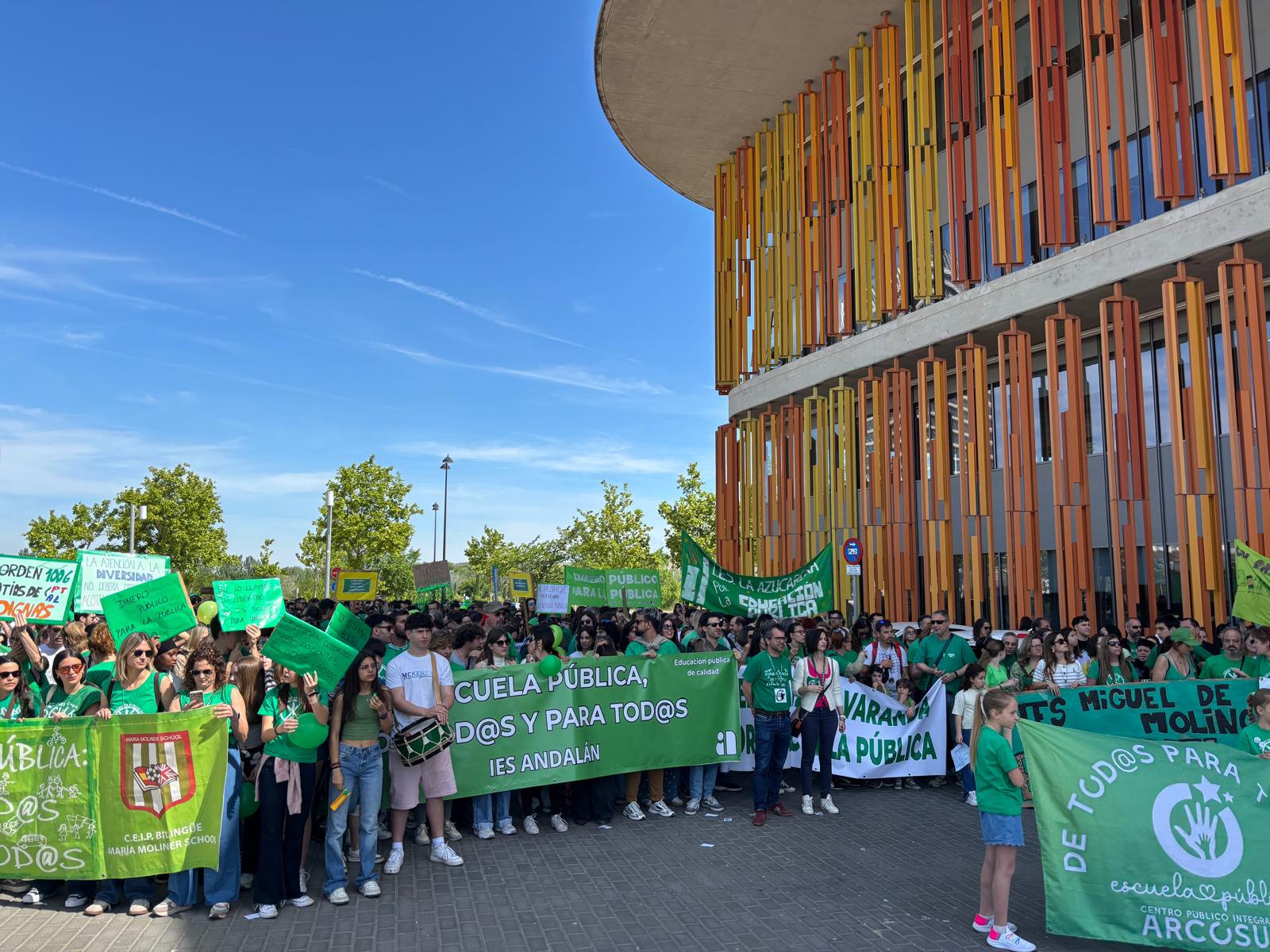 La educación pública clama contra la concertación del Bachillerato La educación pública clama contra la concertación del Bachillerato