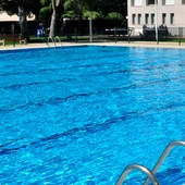 Piscina municipal del Polideportivo Rey Juan Carlos Piscina municipal del Polideportivo Rey Juan Carlos
