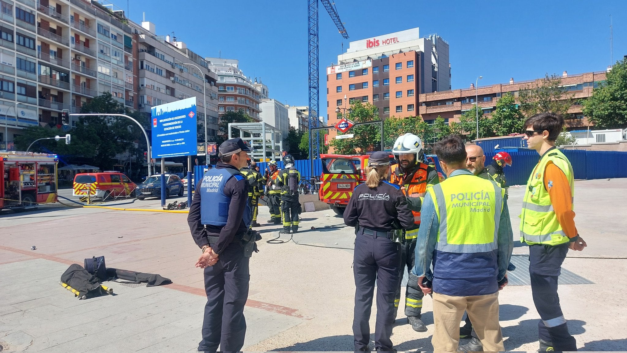 Caos en el Metro de Madrid: 32 estaciones cortadas en las líneas 2, 5 y 6 tras una fuga de gas Caos en el Metro de Madrid: 32 estaciones cortadas en las líneas 2, 5 y 6 tras una fuga de gas