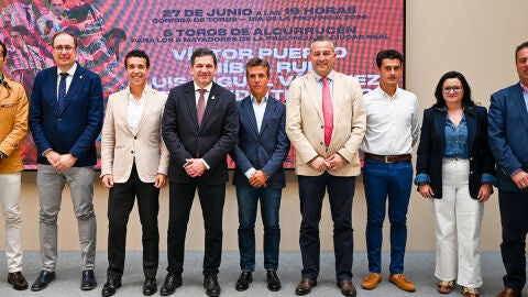 Presentaci&oacute;n del cartel taurino para el D&iacute;a de la Provincia