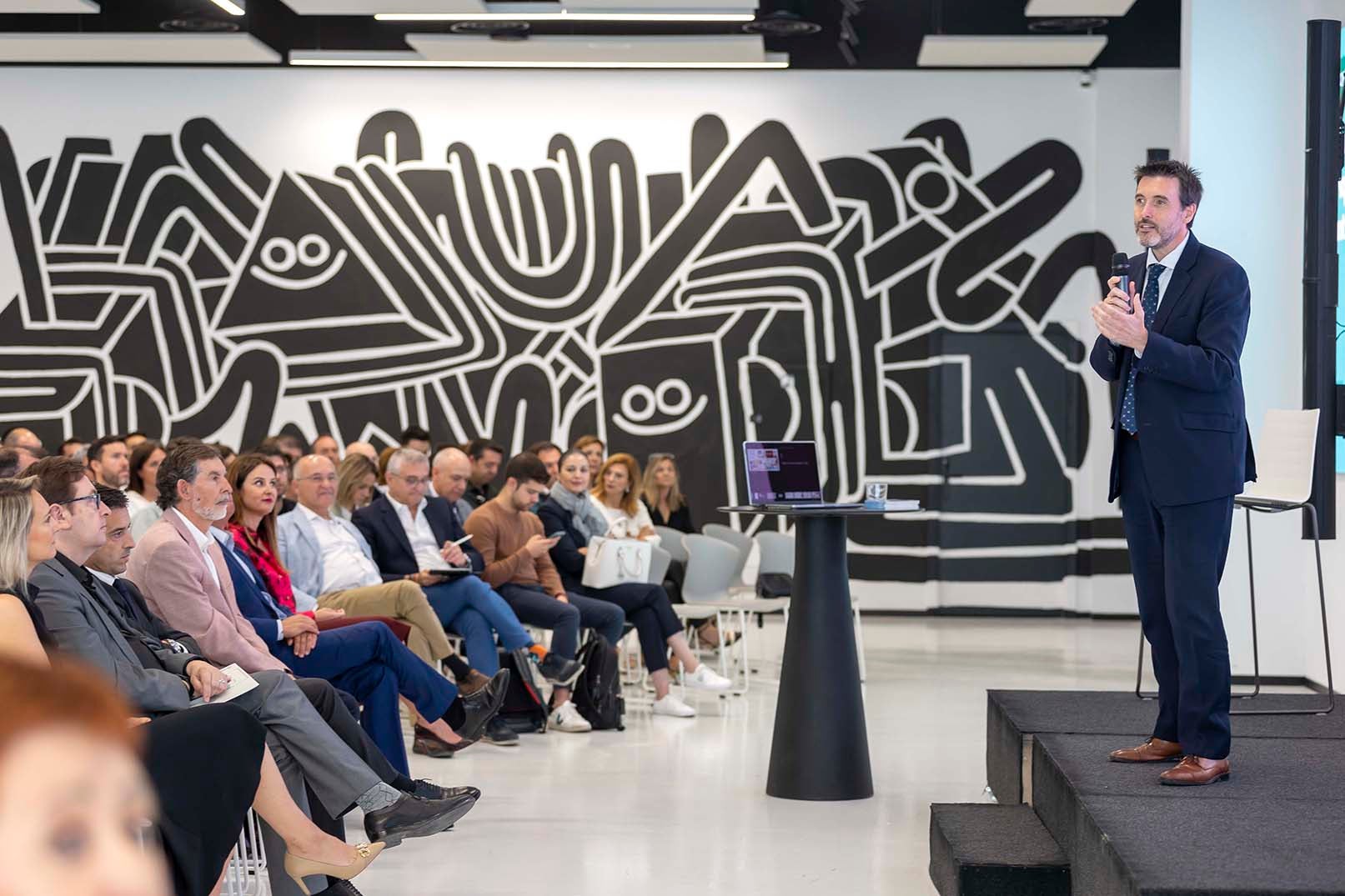 Caixa Popular impulsa l'expansió de les empreses amb un Fòrum d'Internacionalització a València Caixa Popular impulsa l'expansió de les empreses amb un Fòrum d'Internacionalització a València