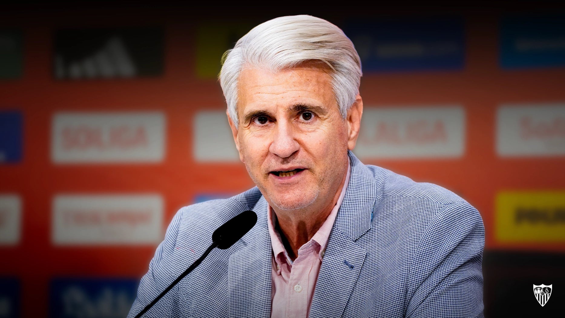 El Sevilla dice adiós a Antonio Cordón El Sevilla dice adiós a Antonio Cordón