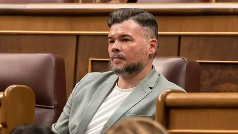 Gabriel Rufián durante una sesión plenaria en el Congreso Gabriel Rufián durante una sesión plenaria en el Congreso