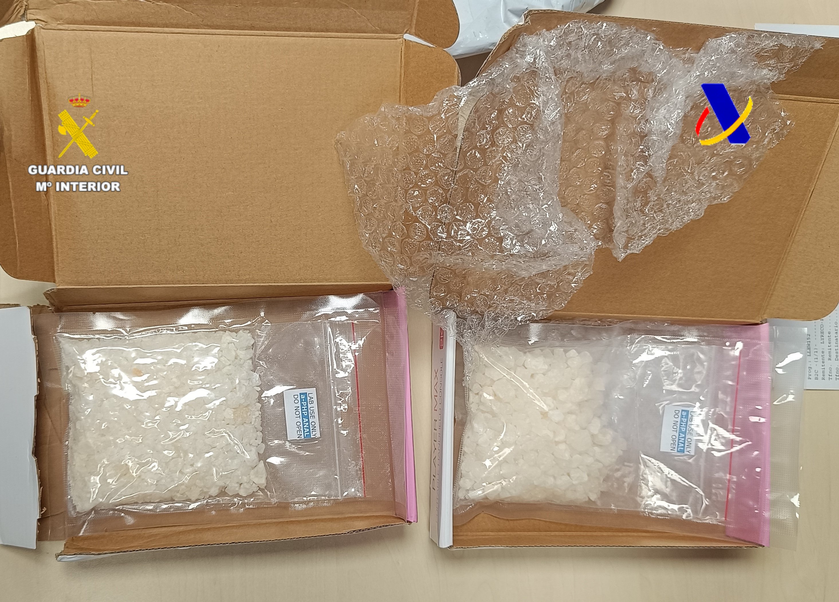 Detenido en Almenara un hombre con 300 gramos de “flakka” interceptados en un envío procedente de la UE Detenido en Almenara un hombre con 300 gramos de “flakka” interceptados en un envío procedente de la UE