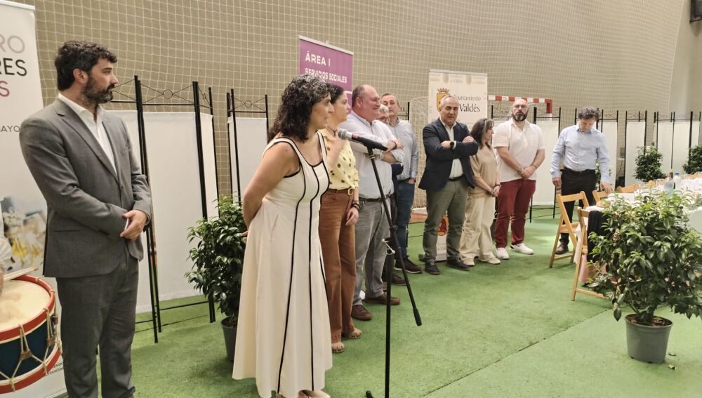 Las autoridades locales de los ayuntamientos implicados asistieron al encuentro.