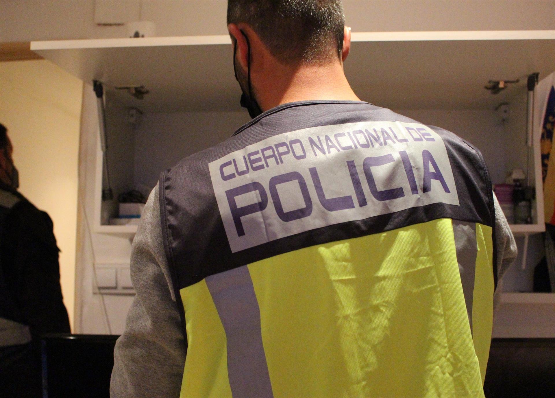 Detenida en València una mujer por obligar a otras a prostituirse y penalizarlas si usaban preservativo Detenida en València una mujer por obligar a otras a prostituirse y penalizarlas si usaban preservativo