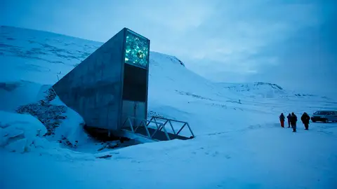 Entrada de la Bóveda Global de Semillas de Svalbard (SGSV), Entrada de la Bóveda Global de Semillas de Svalbard (SGSV)/ EFE/Heiko Junge