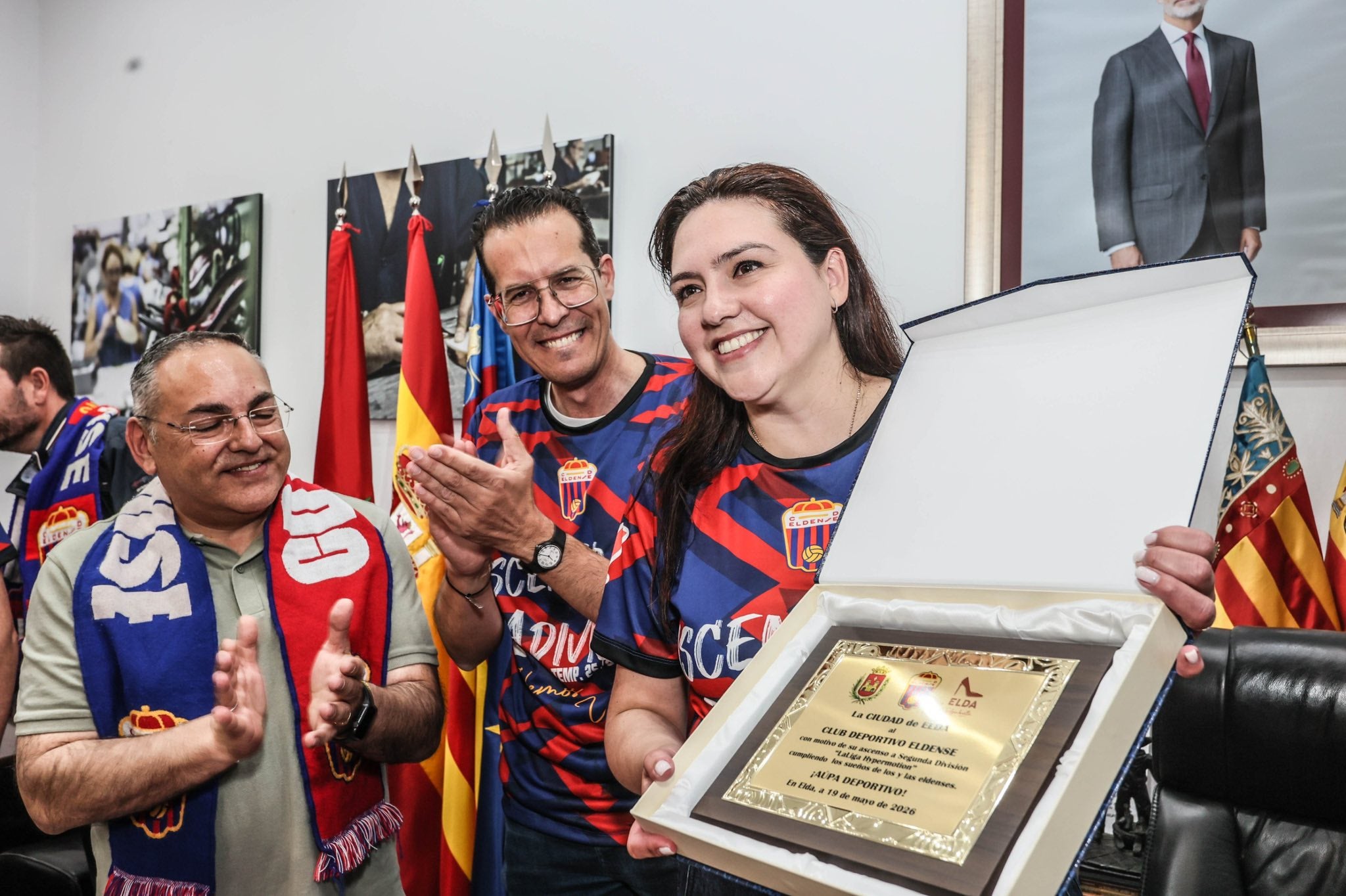 La presidenta del Eldense no descarta llegar a Primera... ni a Europa: "Paso a paso, pero los objetivos en el cielo" La presidenta del Eldense no descarta llegar a Primera... ni a Europa: "Paso a paso, pero los objetivos en el cielo"