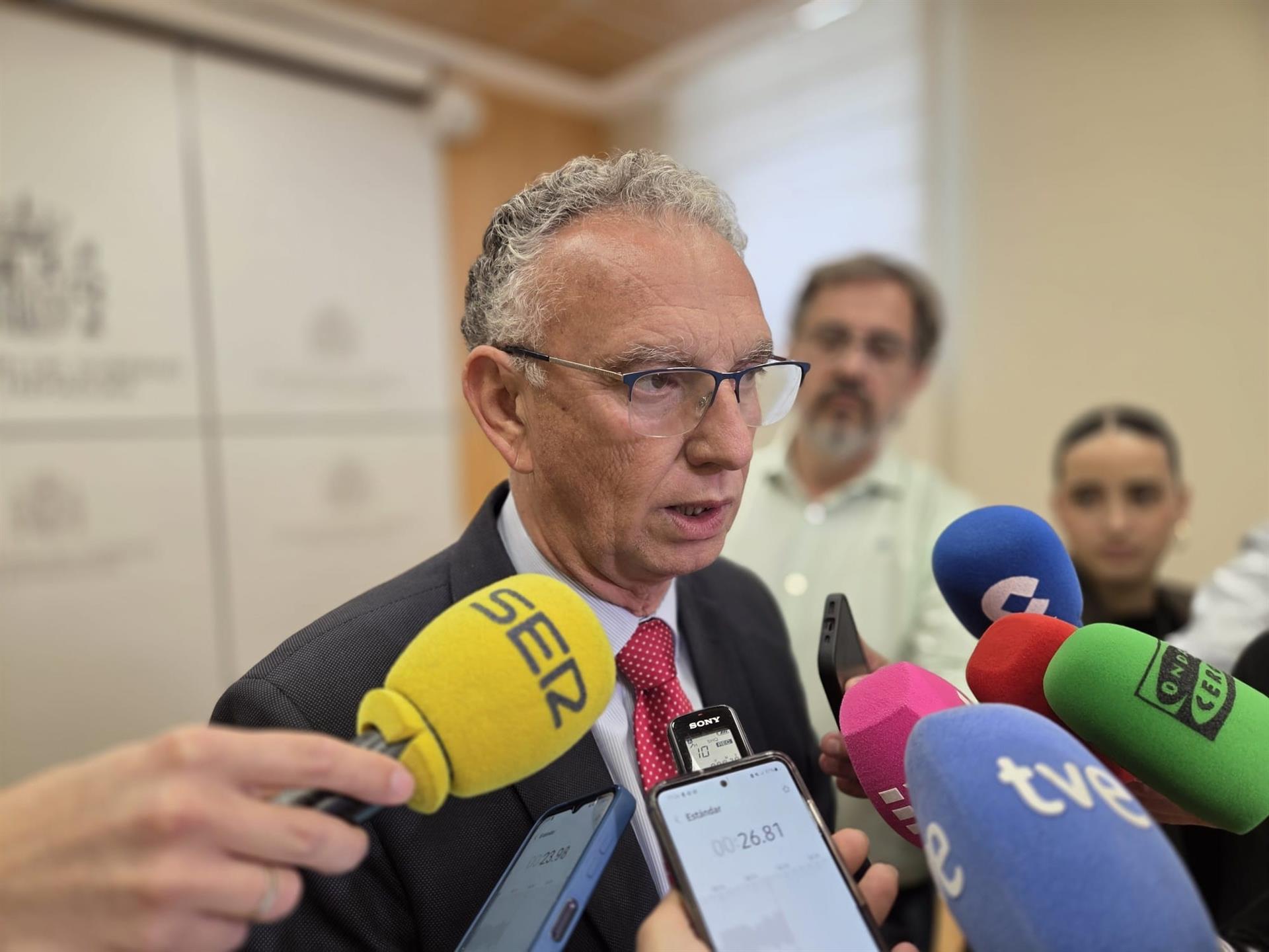 La Policía Nacional realiza "varios registros" en diferentes zonas de Badajoz sin descartar detenidos La Policía Nacional realiza "varios registros" en diferentes zonas de Badajoz sin descartar detenidos