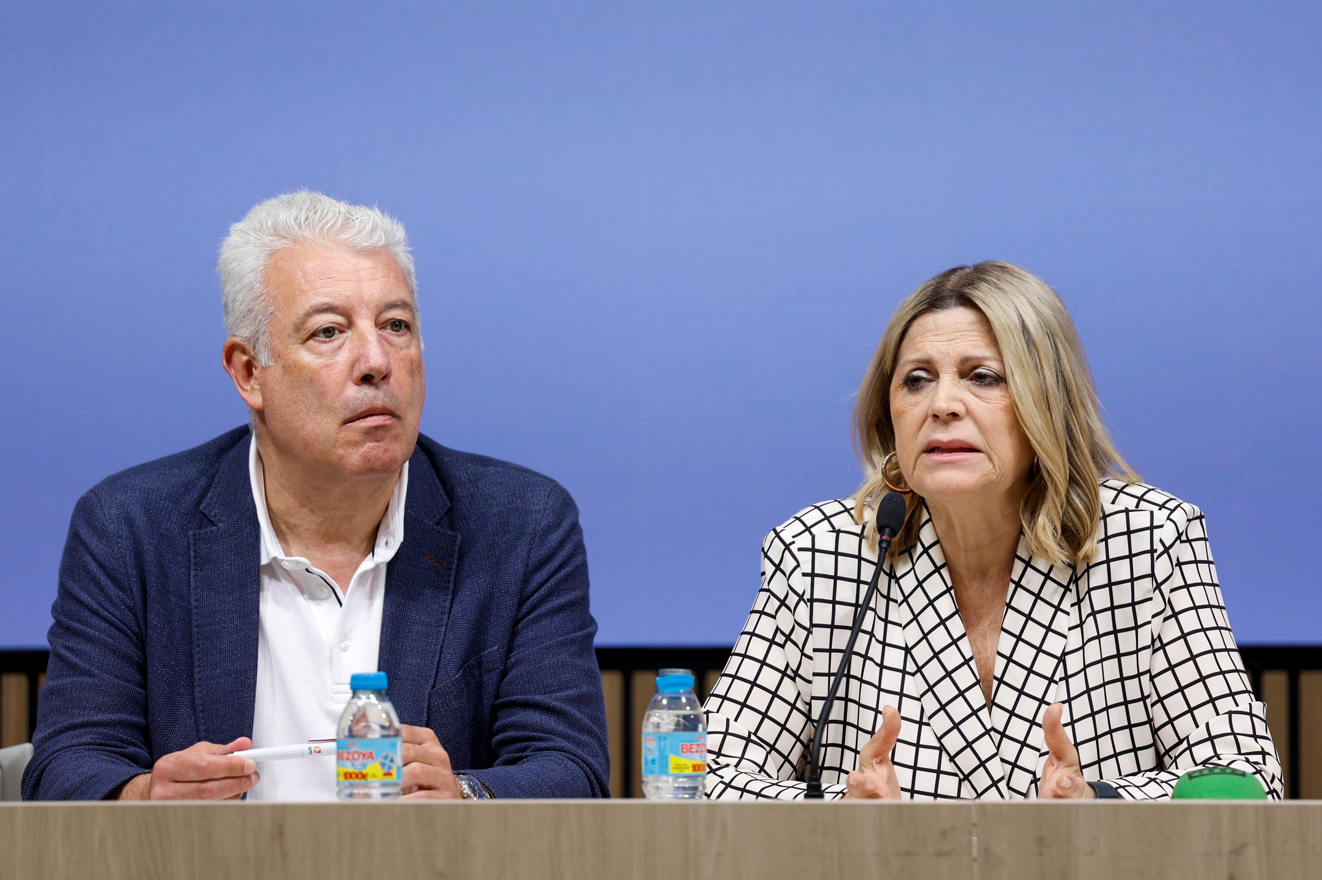 La Conselleria de Educación está dispuesta a "seguir negociando" con los sindicatos de profesores "sin imposiciones" La Conselleria de Educación está dispuesta a "seguir negociando" con los sindicatos de profesores "sin imposiciones"