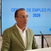 El concejal delegado de Recursos Humanos en el Ayuntamiento de Badajoz, Eladio Buzo