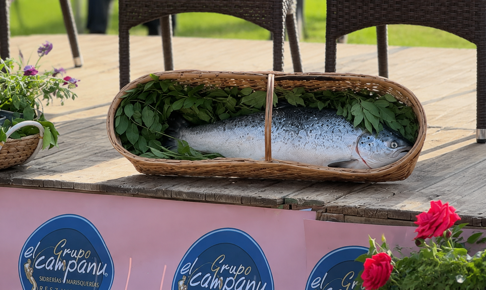 El Campanu de Asturias y del Sella logra una cotización de 9.400 euros en la subasta celebrada en Cangas de Onís El Campanu de Asturias y del Sella logra una cotización de 9.400 euros en la subasta celebrada en Cangas de Onís