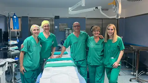 Hospital Marina Baixa implanta una técnica pionera para reducir riesgos en la cirugía del cáncer de tiroides Hospital Marina Baixa implanta una técnica pionera para reducir riesgos en la cirugía del cáncer de tiroides
