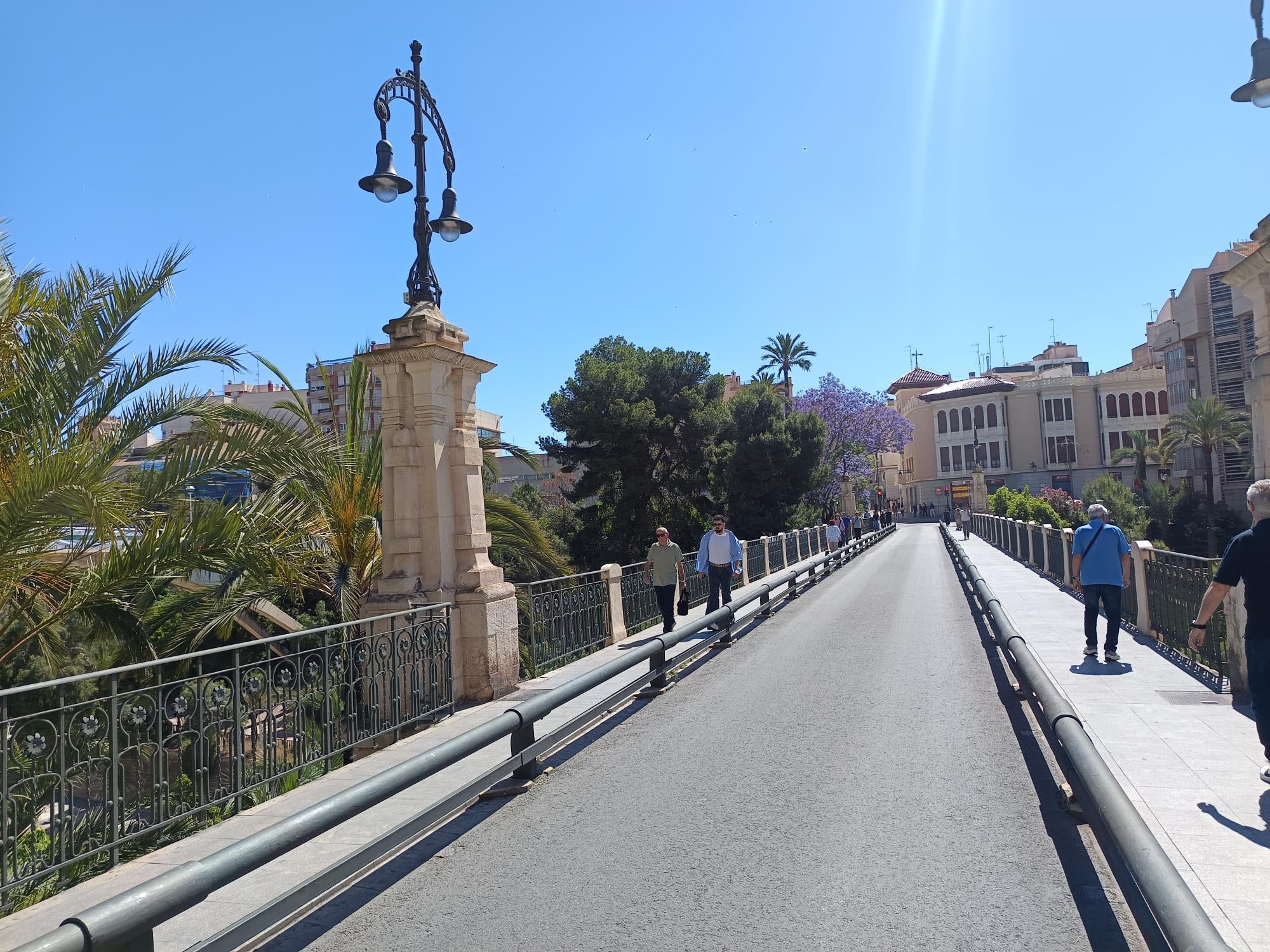 El sol va a brillar en Elche, Crevillent y Santa Pola durante un fin de semana sin cambios en las temperaturas El sol va a brillar en Elche, Crevillent y Santa Pola durante un fin de semana sin cambios en las temperaturas