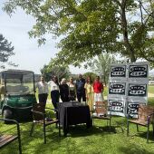 Francisco Patiño, director de Golf Xaz, con el equipo de Onda Cero
