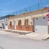 El acusado del doble crimen de El Ejido hirió a su mujer con una navaja días antes del tiroteo