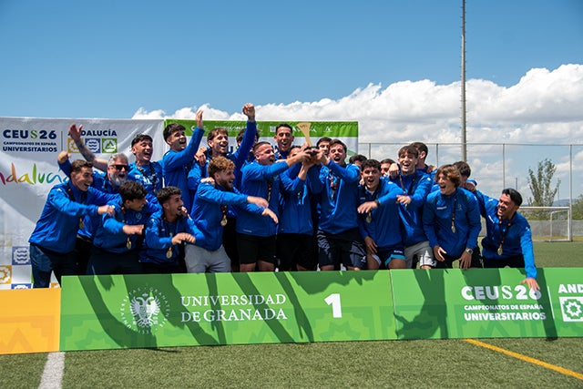 La selección masculina de fútbol, ganadora del Campeonato de España Universitario La selección masculina de fútbol, ganadora del Campeonato de España Universitario