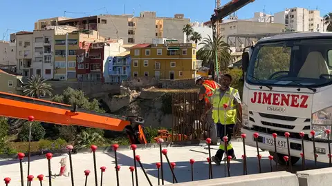 Las obras del puente de La Vila estarán listas para las fiestas de Moros y Cristianos Las obras del puente de La Vila estarán listas para las fiestas de Moros y Cristianos